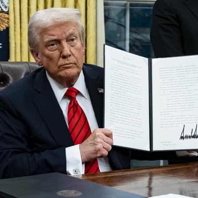 Trump raises steel tariffs, weighs Australia exemption