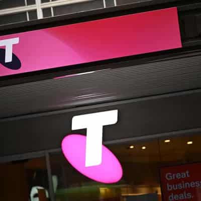 Telstra hikes dividend, announces $750m share buy-back