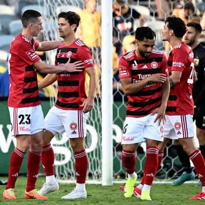 Wanderers cruise past Mariners, into ALM top six