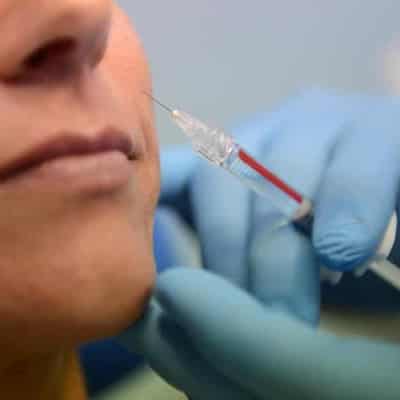 HIV risk for clients of cosmetic clinic using vet gear