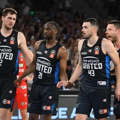 Melbourne United win thriller to reach NBL grand final