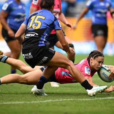 Gamble pays off as Waratahs women deny Force in classic