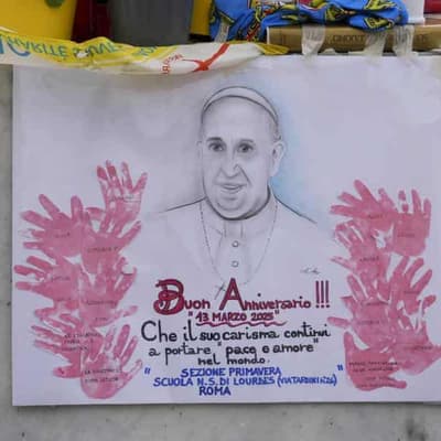 Pope marks papal anniversary with cake in hospital