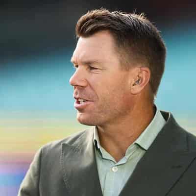 Warner's England fun: 'If they want to boo me, boo me!'