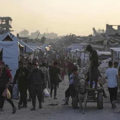 Israeli air strike kills nine people in northern Gaza