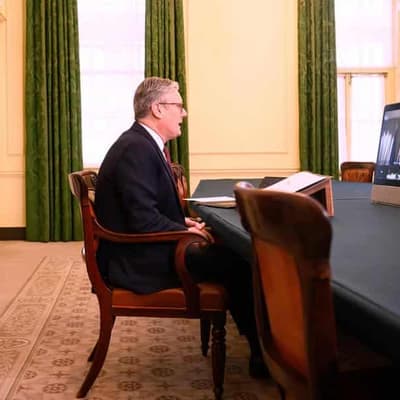 Australia may back Ukraine peacekeeping after talks