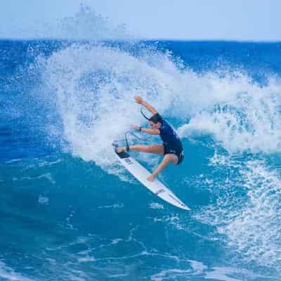 Picklum, Wright set up Aussie surf duel at Supertubos
