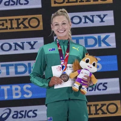 Hull an inspiration to fellow Aussie medallist Robinson