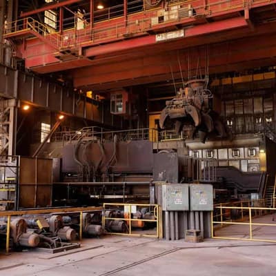 'MacGyvers' praised as steelworks claws back from brink