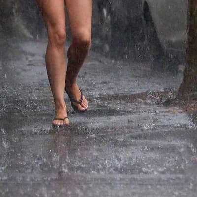 Communities, tourists warned of major cyclone threat