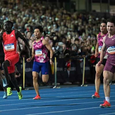 Kennedy edges Gout in 200m thriller in Melbourne
