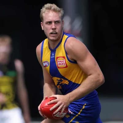 Eagles unfazed by co-captain's meeting with Hawks coach