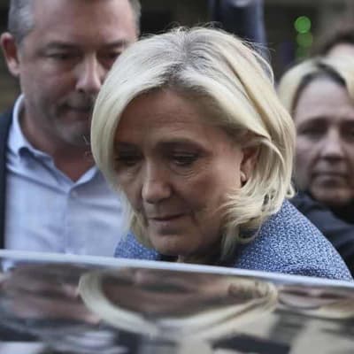 Far right calls on France to rally against Le Pen's ban