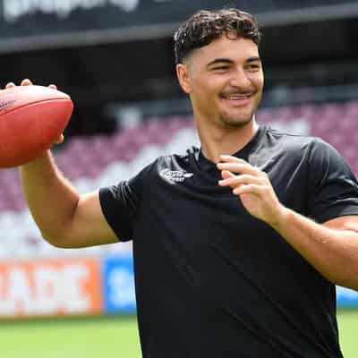 Petaia's big gamble pays off as he signs NFL deal