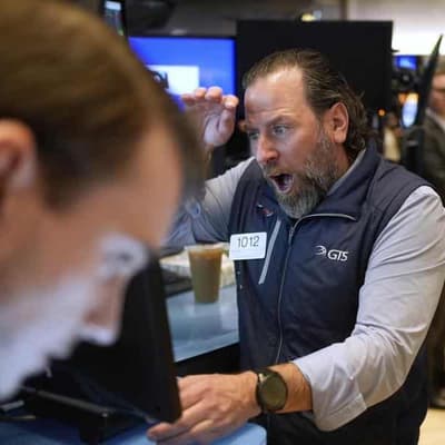 Wall Street wipeout: heavy losses spark recession fears