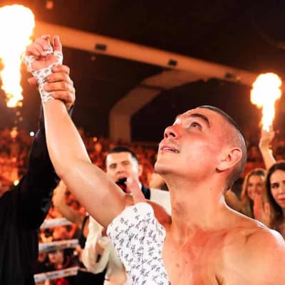 Tszyu back to his brutal best in TKO win over American