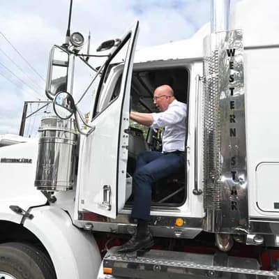Dutton keeps on trucking in bid for marginal seats
