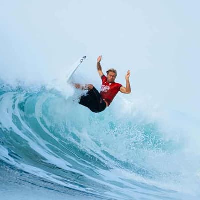 Aussies advance in El Salvador as busy end awaits