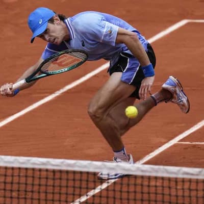 De Minaur purple patch ended in Monte Carlo semis