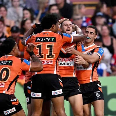 Tigers in seventh heaven as Knights fail to fire again