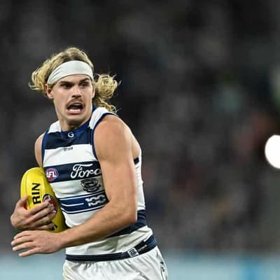 Cats back 'energetic guy' Smith as Carlton test looms