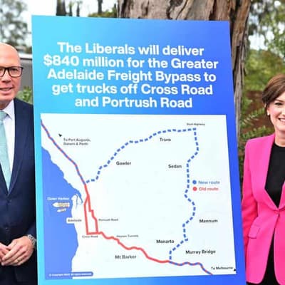 Ex-MP's rare comeback bid in key marginal seat