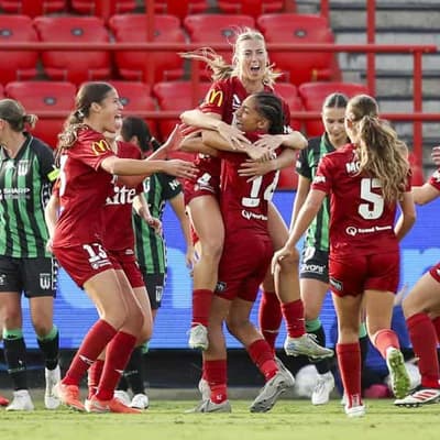 Adelaide into ALW semis, other match postponed