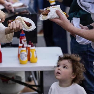 Polls close on election day as Australians await winner