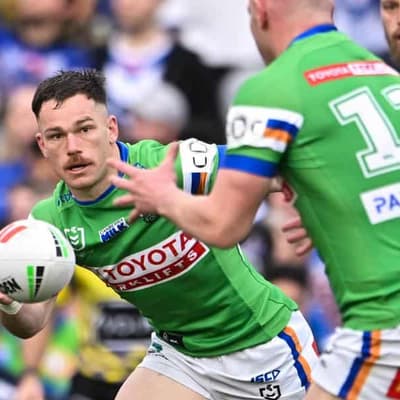 Raiders set to keep hooker Starling on new deal