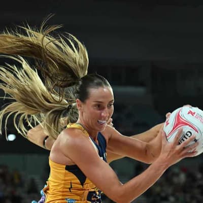 Koenen stars as Lightning thrash struggling Giants