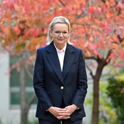 Liberals' first female leader promises strong policies