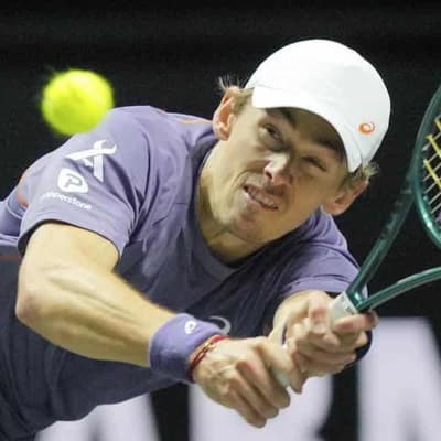 Rome rain delays de Minaur defeat in French warm-up