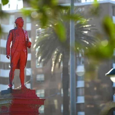 Vandalised Captain Cook statue's removal ignites debate