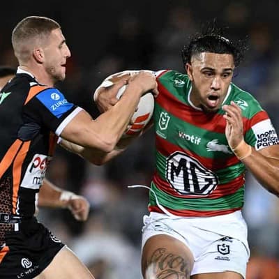 Bennett takes Souths into top eight with miracle run