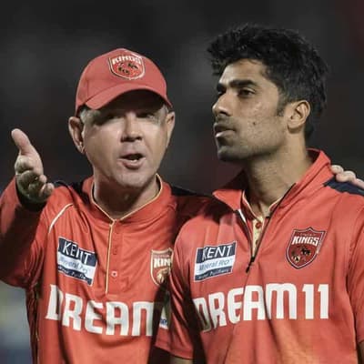 Ponting's Punjab and Hazlewood's RCB make IPL playoffs