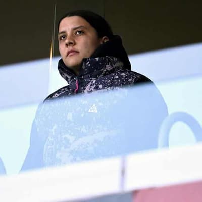 Kerr skips Wembley for Melbourne but future at Chelsea