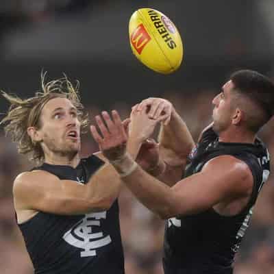 Reunion gives Blues-Giants clash extra spice