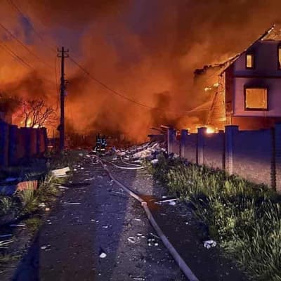 Missiles pound Ukraine as Kyiv and Moscow swap PoWs