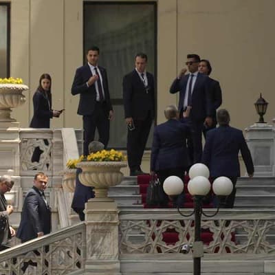 Russia, Ukraine begin peace talks after major attacks