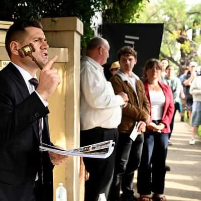 Housing set to grow from record high as rate cuts loom