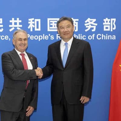 China's commerce minister backs closer Australia ties