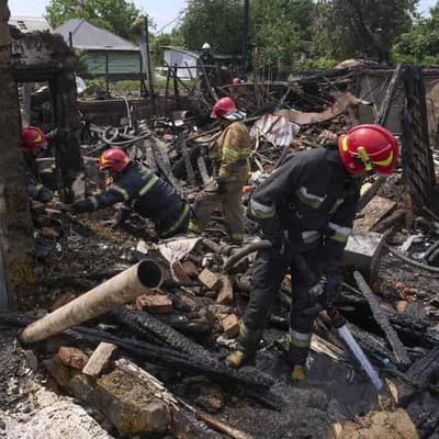 Russian strike kills five following Trump-Putin call