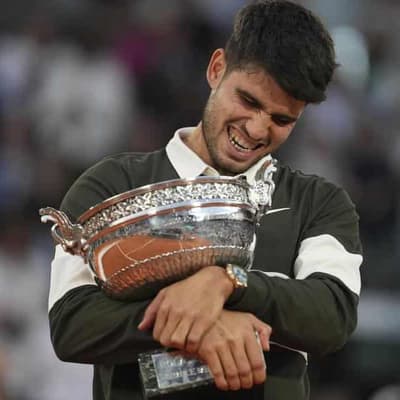 Epic Alcaraz comeback seals amazing French Open triumph