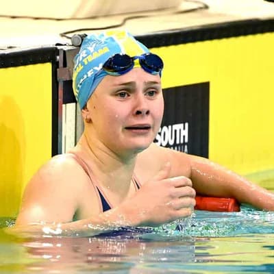 Schoolgirl surfaces as future of Australian swimming
