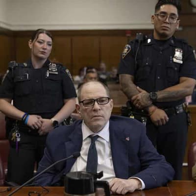 Judge declares mistrial at Harvey Weinstein rape trial