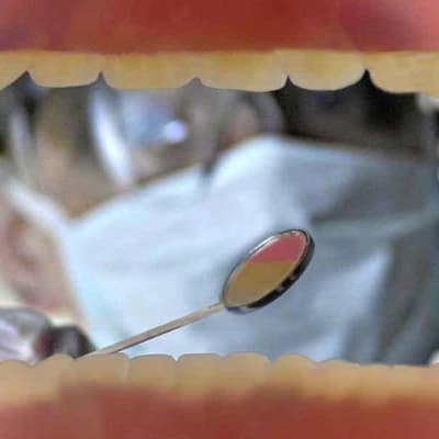 Rogue dentist a 'serious risk' to patients: regulator