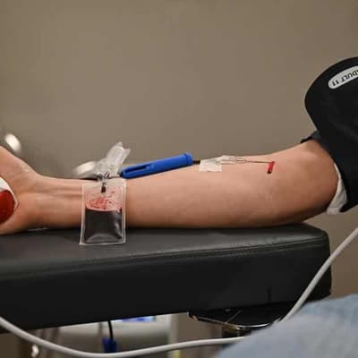 Ban to lifted on gay and bisexual men giving blood