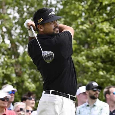 Day storms into contention at rich PGA Tour event