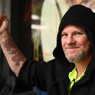 All Night Long: fan frenzy as AC/DC tickets go on sale