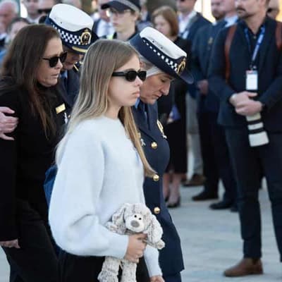 Love you: daughter's touching tribute to slain officer